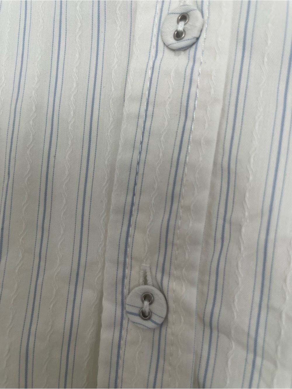 Women's White Pinstripe Short-Sleeve Button Front Blouse - Picture 3 of 4